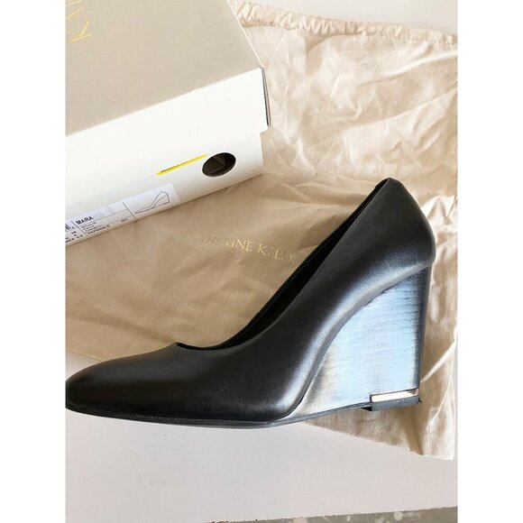 Katherine Kelly Leather Mara Wedge Shoes Sz 6 Black Gold Almond toe - Picture 9 of 14